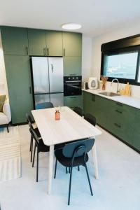 Communit Penthhous - Urban Vacation & Port View