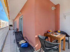 Apartment Summer Days by Interhome