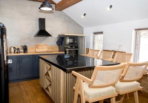 Stylish Maisonette by the Sea Garden - Modern Comfort in the Heart of Varna by Flat Mаnager