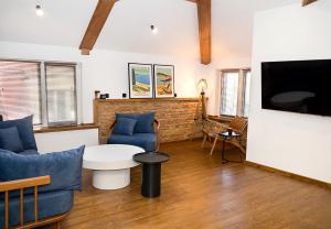 Stylish Maisonette by the Sea Garden - Modern Comfort in the Heart of Varna by Flat Mаnager