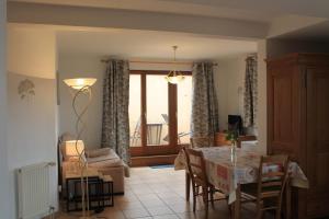 B&B / Chambres d'hotes Maison d'Hotes Sainte Hune Chambres et appartements : Suite 1 Chambre