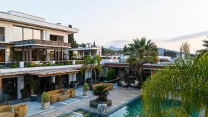 Bodrum Villa Dei Pini - 阿克亚拉尔
