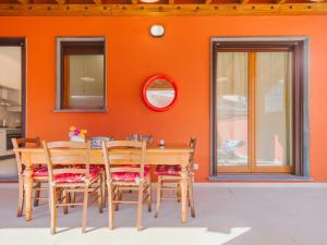 Apartment Appartamento Paola by Interhome