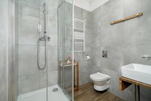 Elegant Very Berry Apartments in Poznań by Noclegi Renters