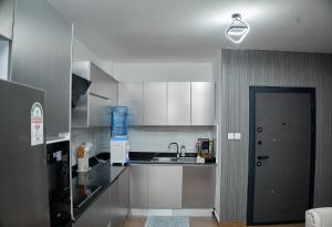 Exquisite 2 Bedroom Apartment in Nyali Private Pool and Gym Access