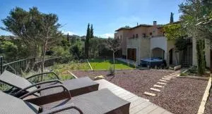 Beautiful, Modern villa IZ01 with Private Garden and Hot Tub on Aphrodite Hills - Mandria