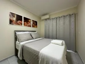 Casa moderna com garagem e Wi-Fi perto do Aeroporto - Tornos do Pinto