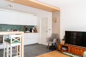 T2 apartment with garden near Paris