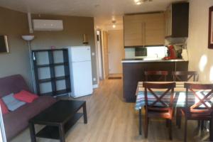 Appartements Lovely T2 near city center : photos des chambres