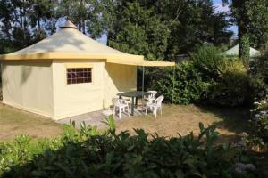Campings Camping 3 etoiles - Piscine - eebebg : photos des chambres