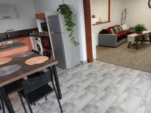 Agréable T2 50m2 - 代卡泽维尔