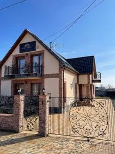 Pezsgő Vendégház - Demjén