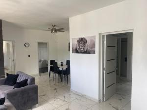 Level Suites 3 Premium Suite