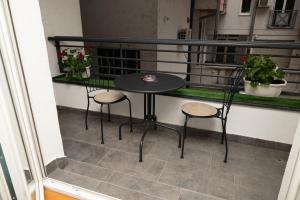2 bedroom Apartment Private Parking Downtown Novi Sad