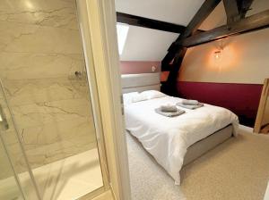 Les Cascades, T2 duplex avec climatisation et balcon