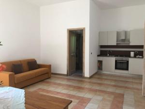 Villa Cocomerara Tas24