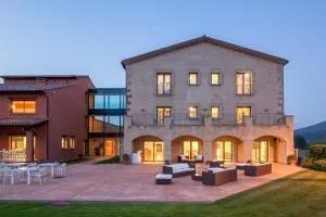 Hotel Vall de Bas - Les Planes d'Hostoles