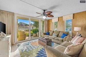 Dolphin Point 106C - Harbor Views & Boat Slip