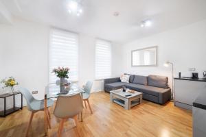 Aprt 1 Soho Apartments 1st flr