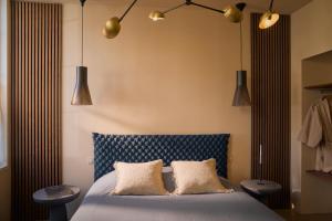 Suite atypique - Jacuzzi privatif en centre ville de Cognac