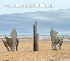 Appartements Nid de pie Grand duplex lumineux cadre verdoyant calme a 5 mn de la mer pres Port en Bessin, Bayeux, Omaha Beach, : photos des chambres