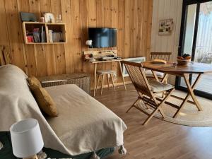 Maisons de vacances La Cabane 14 : photos des chambres