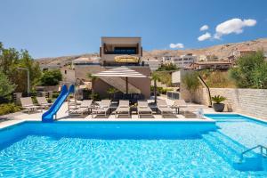 Villa Emma on Island Pag for 14 persons with sea view, wellness & pool heating