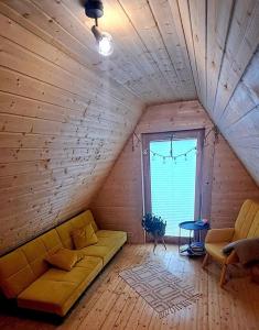 Imantas guļbaļķu namiņš ar pirti