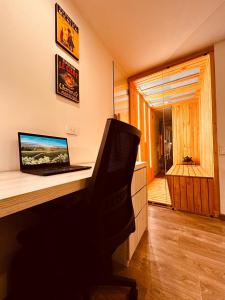 Apartamento con Sauna, Calle 85, Zona T