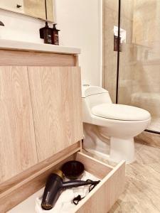 Leaving Season Apartamento con Sauna Privado, Calle 85, Zona T