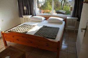 Ferienhaus Bruinisse nähe Renesse privater Park Spielplatz