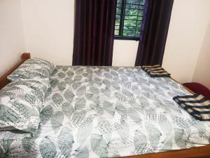 Suvarna TOURIST HOME