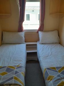 L90 HOLIDAY HOMe