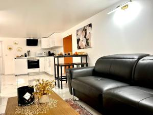 Appartements Ti Dous - Terrasse, Jardin, Proche Centre ville : photos des chambres