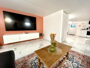 Appartements Ti Dous - Terrasse, Jardin, Proche Centre ville : photos des chambres