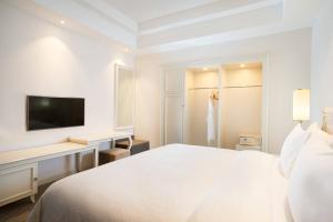 1 Bedroom Suite, 1 King