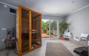 Serene Summer Oasis - Pool, Jacuzzi, Sauna, Sea View - Lara