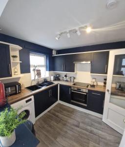 4BR House Popular Ravenhill Road