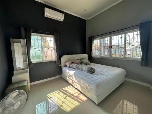 บ้านมีสุข แก่งกระจาน