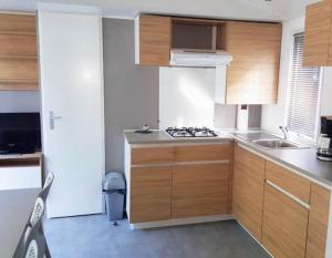 Campings BONNES VACANCES sur le CAMPING LE BOSC : photos des chambres