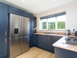 Modern Town House on the edge of Caernarfon - Pass the Keys