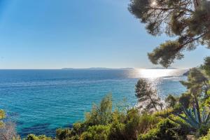 Maison Piscine Chauffée Privée a 200 mn de la Plage