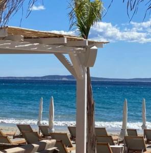 Maison Piscine Chauffée Privée a 200 mn de la Plage