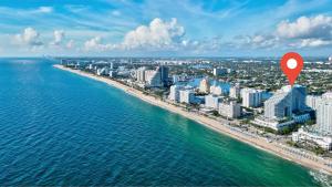 Beach Club - Oceanfront Luxury, Resort Amenities, Balcony Views