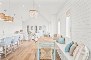 My Porch or Yours 219 ESC