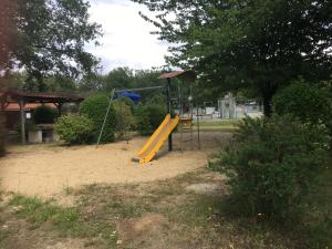 Campings PuyduFou MH F4 FULL CONFORT 6personnes 220FS : photos des chambres