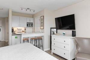 Timbers Studio 15 with Wintergreen Advantage