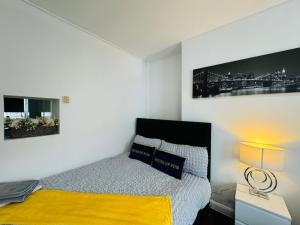 Lovely 1Bedroom Apartment for 6ppl in Whitechapel, 1min away to DLR Station