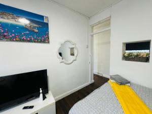 Lovely 1Bedroom Apartment for 6ppl in Whitechapel, 1min away to DLR Station