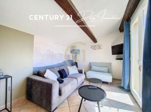 Calvi T3 en triplex dans résidence avec piscine